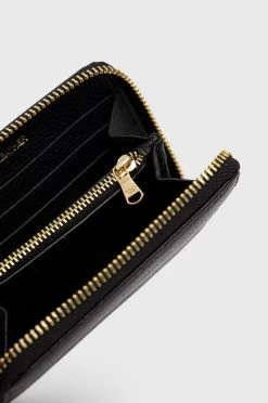 Γυναικεία Πορτοφόλια Δερμάτινο πορτοφόλι Patrizia Pepe χρώμα: μαύρο -Φτηνός Patrizia Pepe Κατάστημα unnamed file 1341