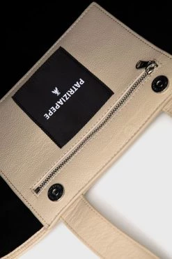 Γυναικεία Τσάντες Shopper και Tote Δερμάτινη τσάντα Patrizia Pepe μπεζ -Φτηνός Patrizia Pepe Κατάστημα unnamed file 2044