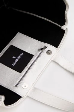 Γυναικεία Τσάντες Shopper και Tote Δερμάτινη τσάντα Patrizia Pepe άσπρο -Φτηνός Patrizia Pepe Κατάστημα unnamed file 2725