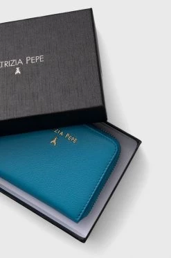 Γυναικεία Πορτοφόλια Δερμάτινο πορτοφόλι Patrizia Pepe χρώμα: τιρκουάζ -Φτηνός Patrizia Pepe Κατάστημα unnamed file 2830