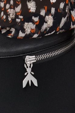 Γυναικεία Υφασμάτινα Παντελόνι Patrizia Pepe χρώμα: μαύρο -Φτηνός Patrizia Pepe Κατάστημα unnamed file 2867