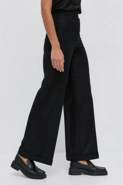 Γυναικεία Υφασμάτινα Μάλλινα παντελόνια Patrizia Pepe χρώμα: μαύρο 7 Γυναικεία Υφασμάτινα Μάλλινα παντελόνια Patrizia Pepe χρώμα: μαύρο -Φτηνός Patrizia Pepe Κατάστημα unnamed file 3377