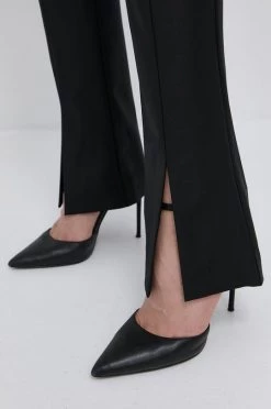 Γυναικεία Υφασμάτινα Παντελόνι από μείγμα μαλλιού Patrizia Pepe χρώμα: μαύρο -Φτηνός Patrizia Pepe Κατάστημα unnamed file 3388