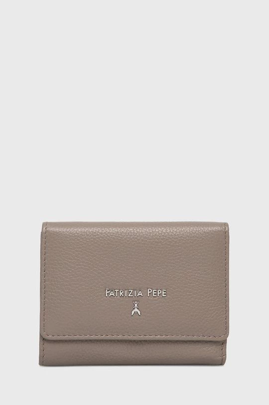 Γυναικεία Πορτοφόλια Δερμάτινο πορτοφόλι Patrizia Pepe χρώμα: καφέ 1 Γυναικεία Πορτοφόλια Δερμάτινο πορτοφόλι Patrizia Pepe χρώμα: καφέ