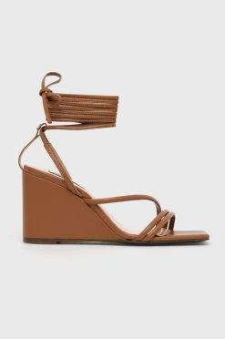 Γυναικεία Πέδιλα με τακούνι Δερμάτινα σανδάλια Patrizia Pepe χρώμα: καφέ