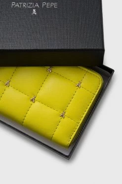 Γυναικεία Πορτοφόλια Δερμάτινο πορτοφόλι Patrizia Pepe χρώμα: κίτρινο -Φτηνός Patrizia Pepe Κατάστημα unnamed file 4054