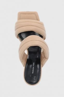 Γυναικεία Σαγιονάρες Δερμάτινες παντόφλες Patrizia Pepe χρώμα: κίτρινο -Φτηνός Patrizia Pepe Κατάστημα unnamed file 4117