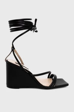 Γυναικεία Πέδιλα με τακούνι Δερμάτινα σανδάλια Patrizia Pepe χρώμα: μαύρο