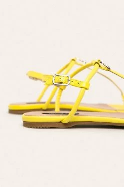 Γυναικεία Σανδάλια Patrizia Pepe - Δερμάτινα σανδάλια κίτρινο -Φτηνός Patrizia Pepe Κατάστημα unnamed file 4745