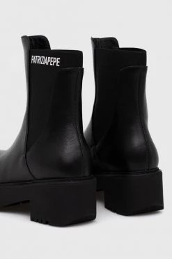 Γυναικεία Μποτάκια Δερμάτινες μπότες τσέλσι Patrizia Pepe χρώμα: μαύρο, -Φτηνός Patrizia Pepe Κατάστημα unnamed file 727